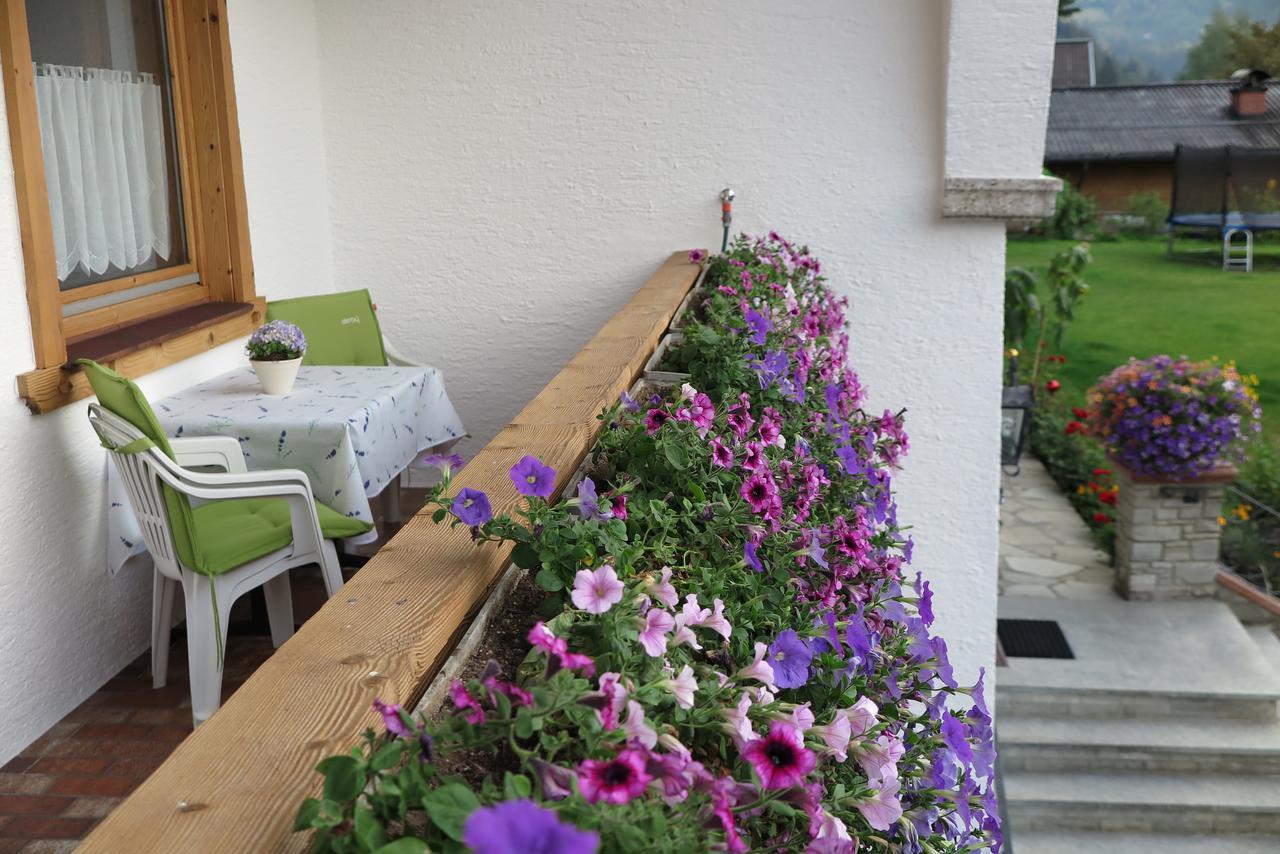 Haus Enzian Apartment Sankt Johann im Pongau Exterior photo